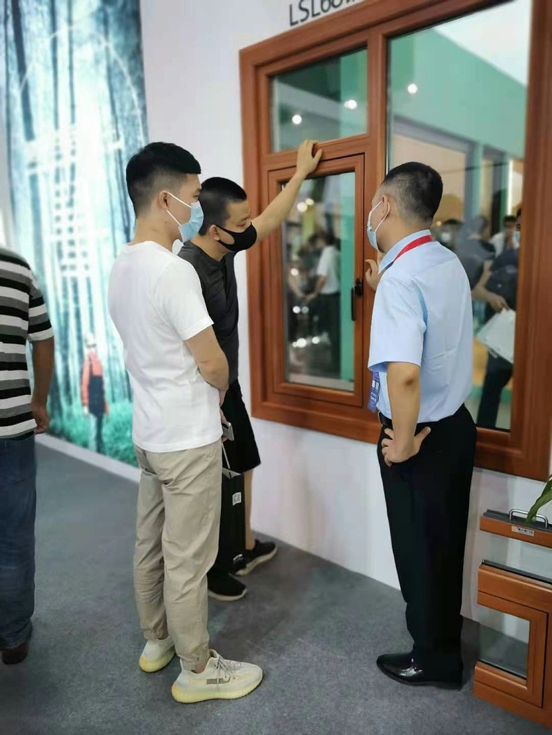 2021廣州建博會 | 樓上樓健康鋁木系統(tǒng)門窗精彩回顧！